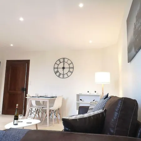 Apartament Em Life *